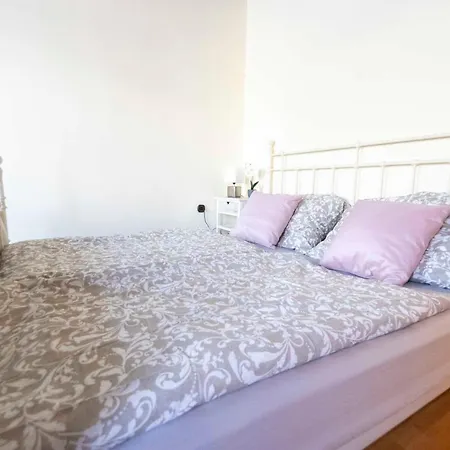 Casa Lauda In Apartment *